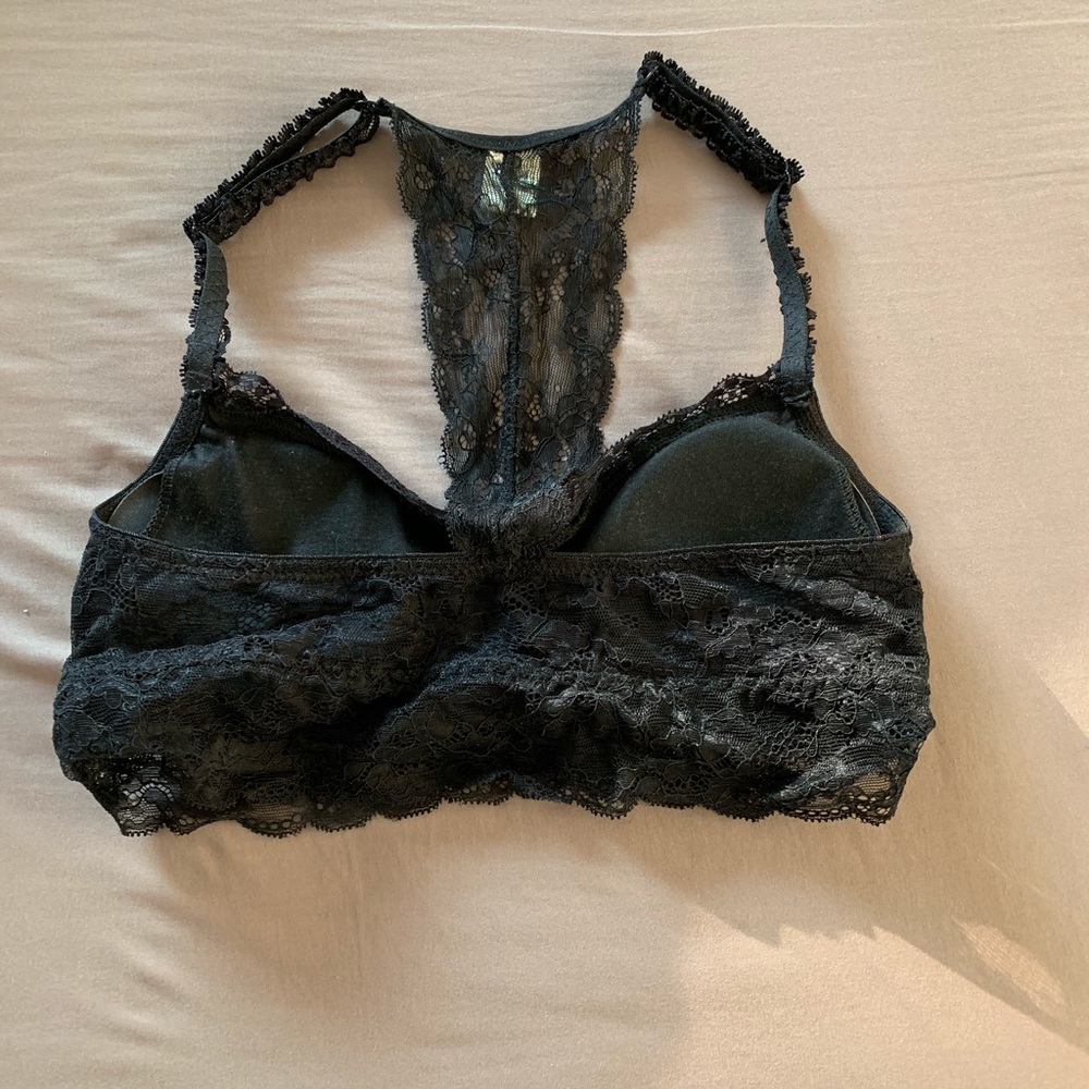Bralette tops, set of 2 - Picture 2 of 3